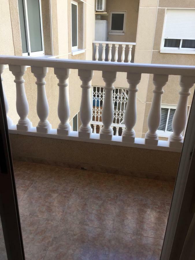 Apartamento Ibanez Torrevieja Bagian luar foto